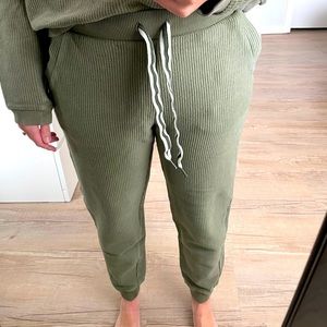 Aerie ribbed sweatpants